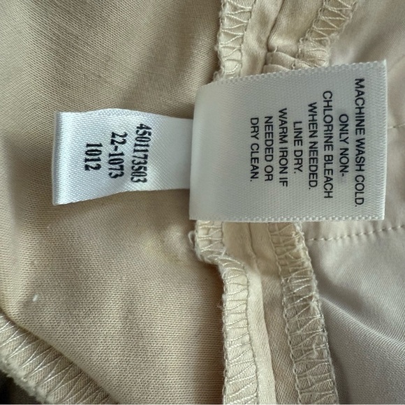 White House Black Market Stylish Tan Women's Shorts size 6 cotton spandex - Picture 8 of 9